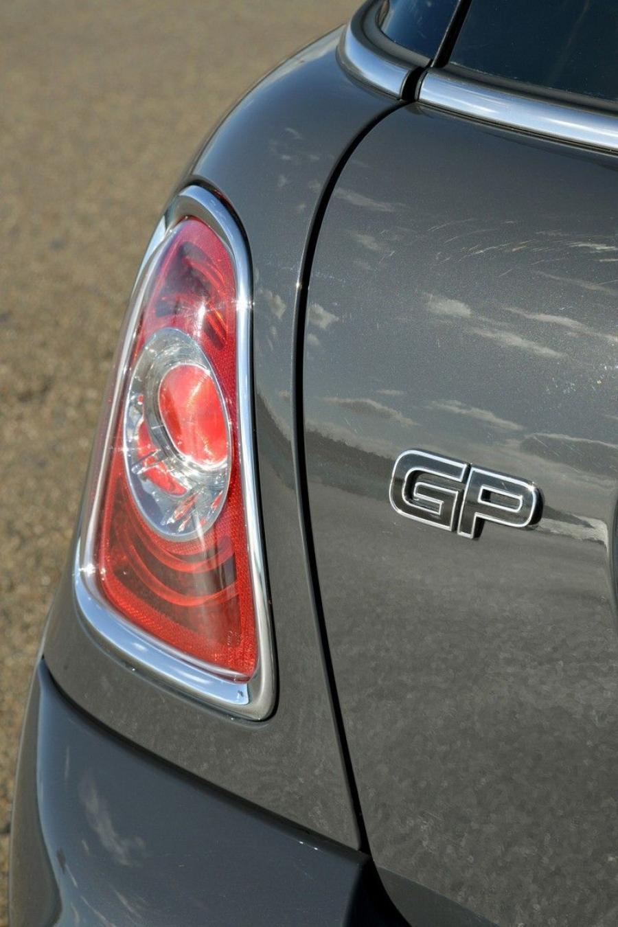  Mini Cooper GP JCW 2014 года  (фото 21 из 92)